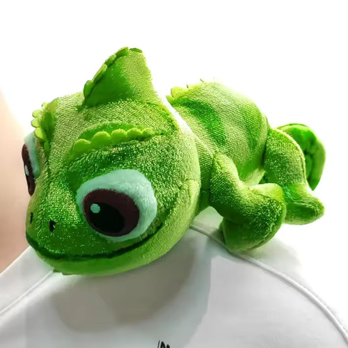 Disney tangled pascal shoulder - pascal,