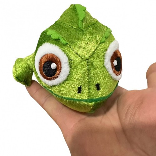 Disney parks tangled pascal - disney,