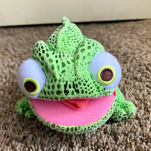 Disney store pascal - pascal, tangled